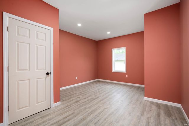 615 W Kickapoo Street, Hartford City, IN 47348