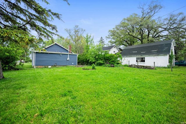 615 W Kickapoo Street, Hartford City, IN 47348