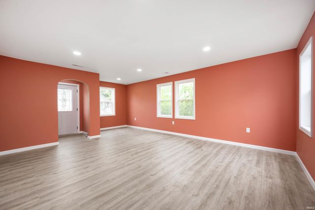 615 W Kickapoo Street, Hartford City, IN 47348