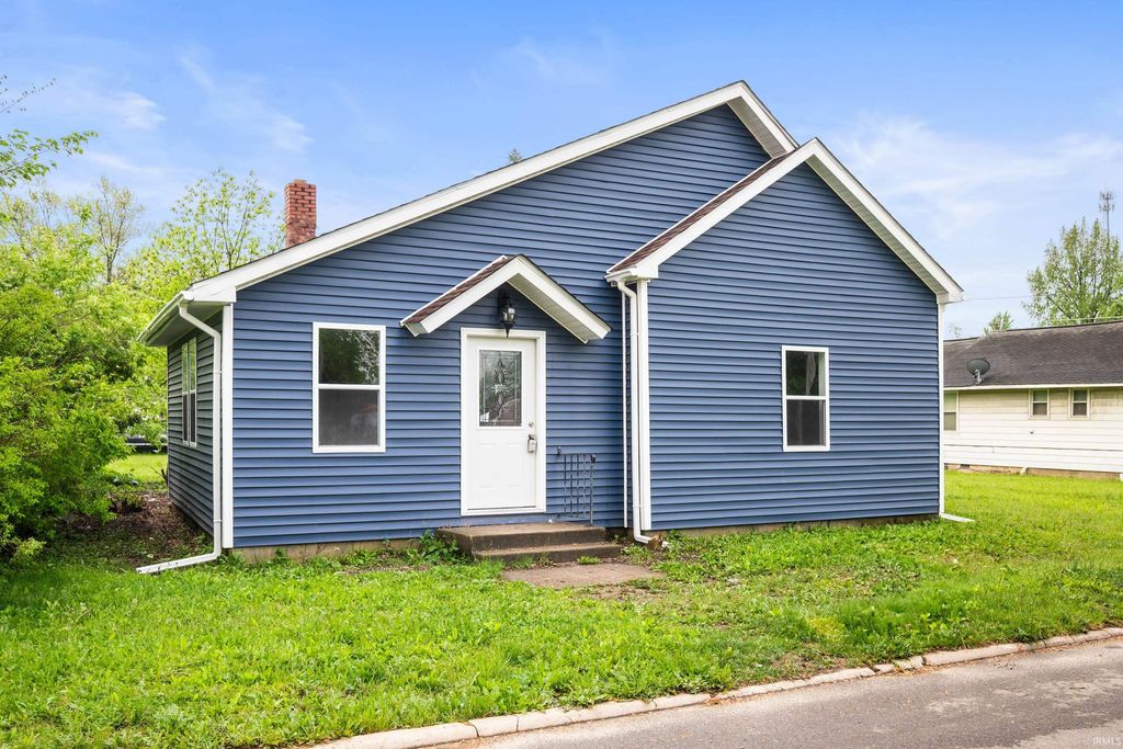 615 W Kickapoo Street, Hartford City, IN 47348