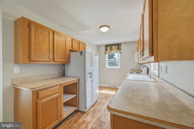 2032 CONICVILLE RD, Mount Jackson, VA 22842