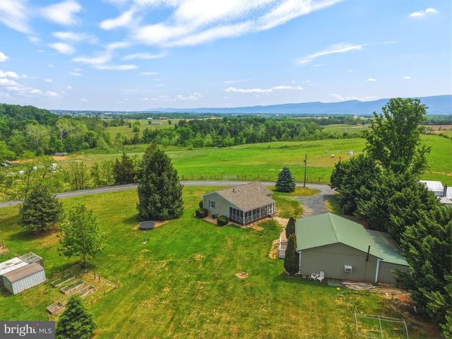 2032 CONICVILLE RD, Mount Jackson, VA 22842