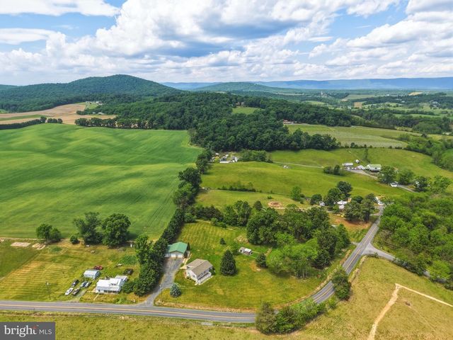 2032 CONICVILLE RD, Mount Jackson, VA 22842