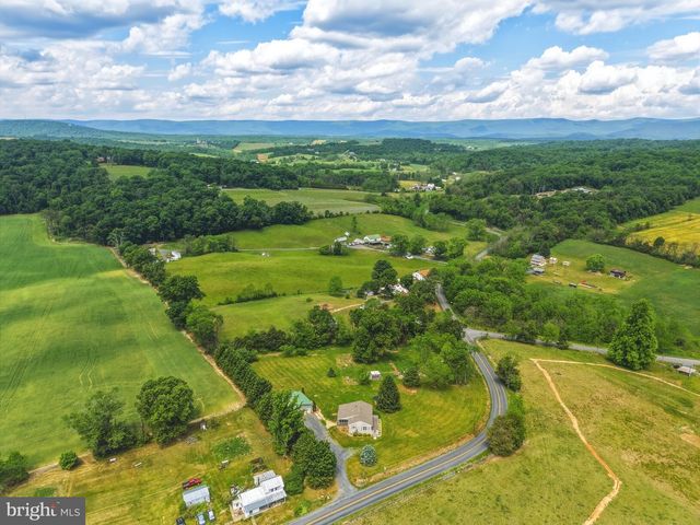 2032 CONICVILLE RD, Mount Jackson, VA 22842