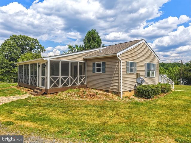 2032 CONICVILLE RD, Mount Jackson, VA 22842