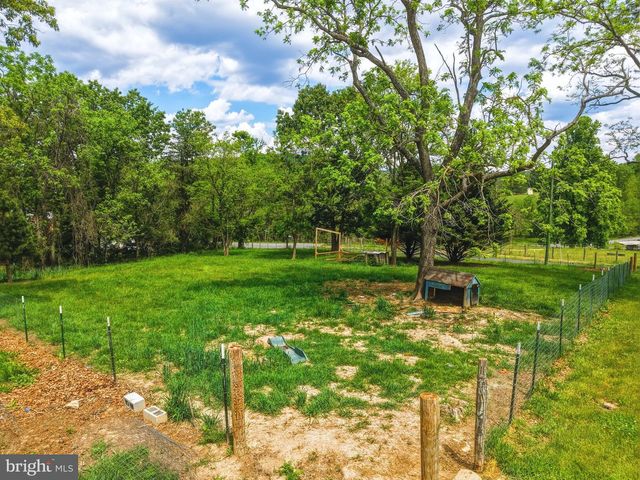 2032 CONICVILLE RD, Mount Jackson, VA 22842