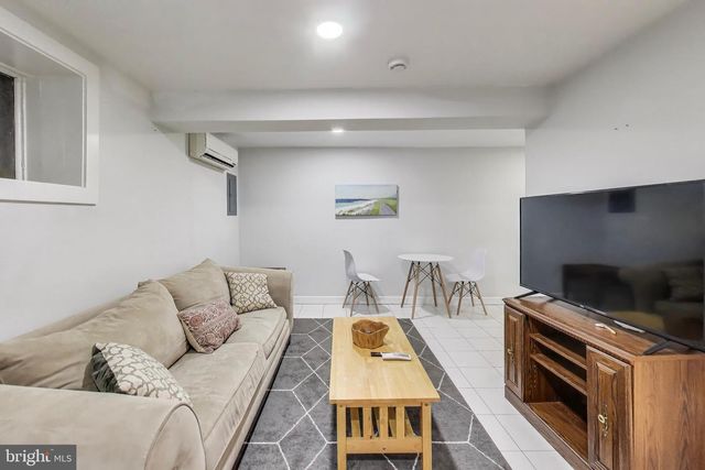 646 KEEFER PL NW, Washington, DC 20010