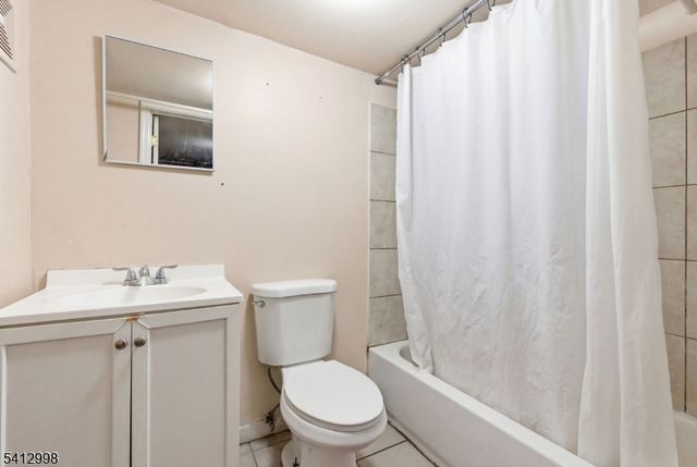 21 Moore Pl 1, Belleville Twp., NJ 07109
