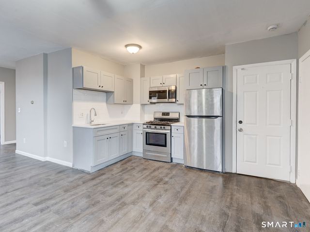 109 Grove Street 3S, New Britain, CT 06053