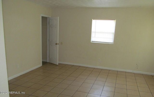 2870 LENOX Avenue, Jacksonville, FL 32254