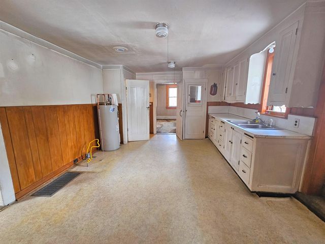 113 Marsh Road, Norton, VT 05907