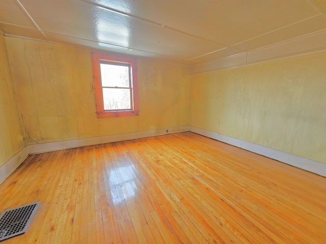 113 Marsh Road, Norton, VT 05907