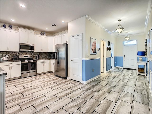 9095 HAZARD STREET, Davenport, FL 33896