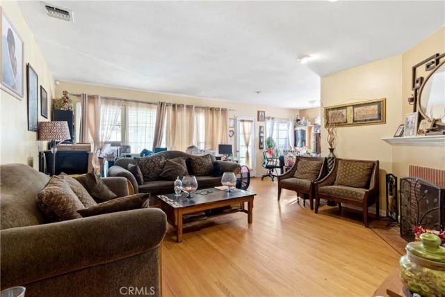 3964 Palm, Lynwood, CA 90262