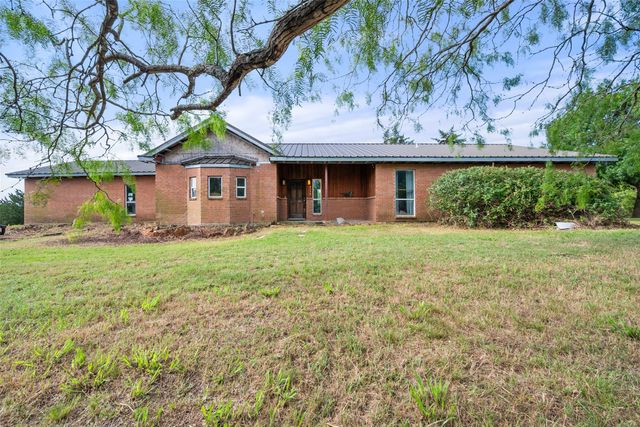 9326 NW County Road 1343, Blooming Grove, TX 76626