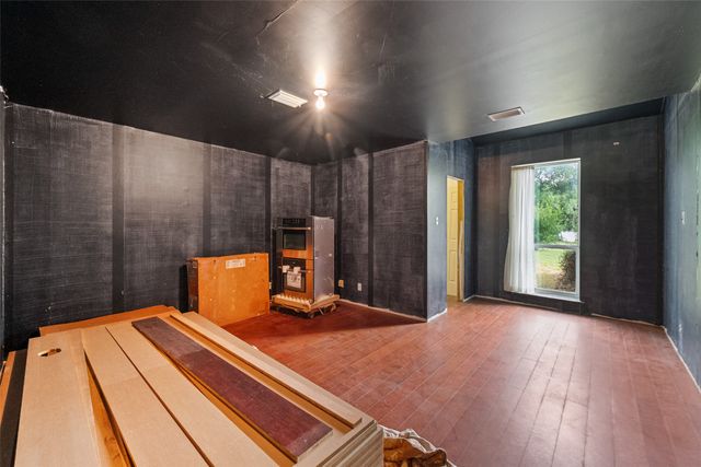 9326 NW County Road 1343, Blooming Grove, TX 76626