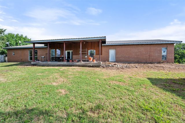 9326 NW County Road 1343, Blooming Grove, TX 76626