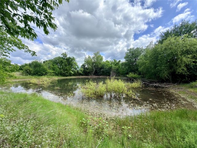 9326 NW County Road 1343, Blooming Grove, TX 76626