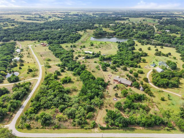 9326 NW County Road 1343, Blooming Grove, TX 76626