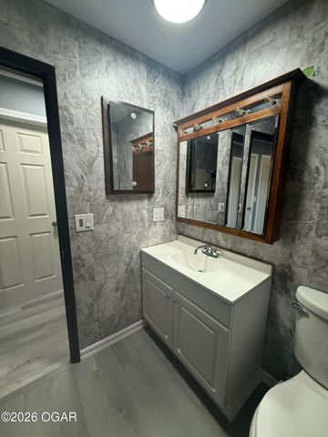 2030 Forest Street, Carthage, MO 64836