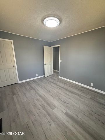 2030 Forest Street, Carthage, MO 64836