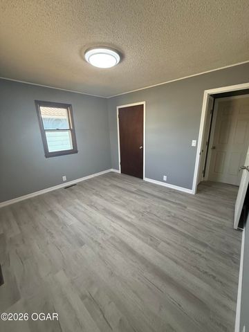 2030 Forest Street, Carthage, MO 64836