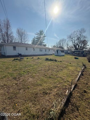 2030 Forest Street, Carthage, MO 64836