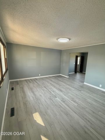 2030 Forest Street, Carthage, MO 64836