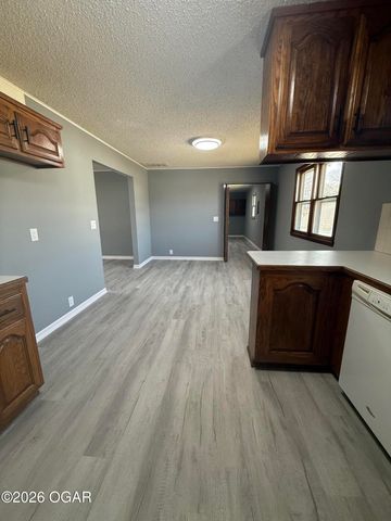 2030 Forest Street, Carthage, MO 64836