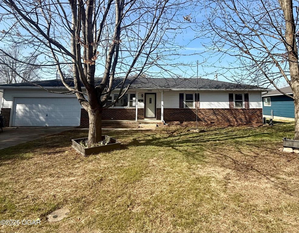 2030 Forest Street, Carthage, MO 64836