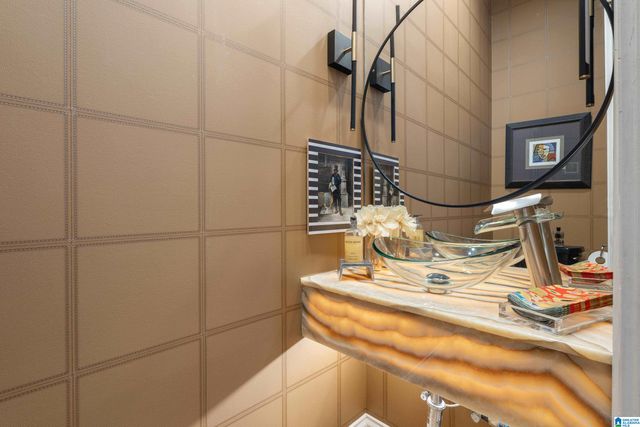 1104 HOLLYWOOD MANOR CIRCLE, Homewood, AL 35209