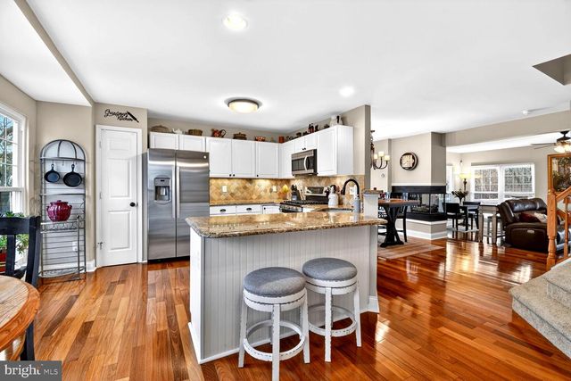 20409 BASELINE TER, Ashburn, VA 20147