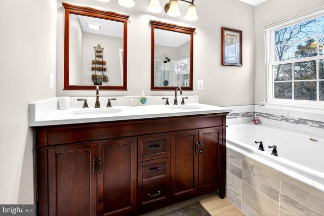 20409 BASELINE TER, Ashburn, VA 20147