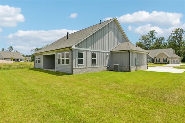 205 Flat Shoal Drive, Bonaire, GA 31005