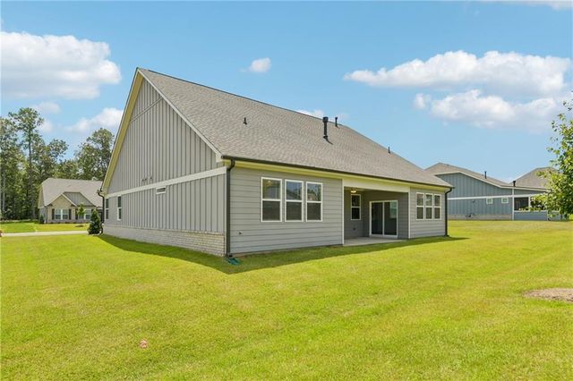 205 Flat Shoal Drive, Bonaire, GA 31005