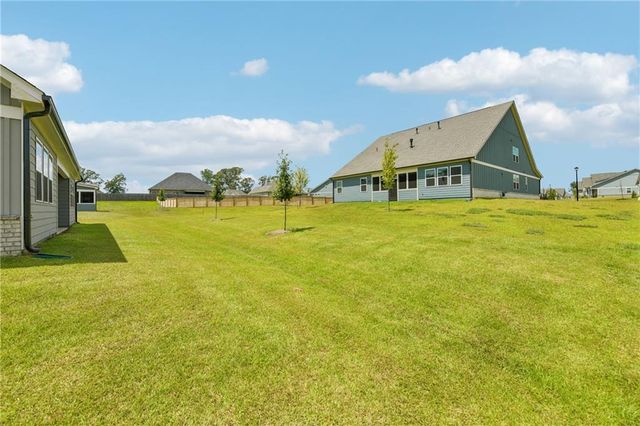 205 Flat Shoal Drive, Bonaire, GA 31005