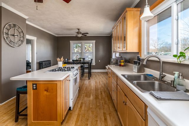 1940 Logan Street, Murphysboro, IL 62966