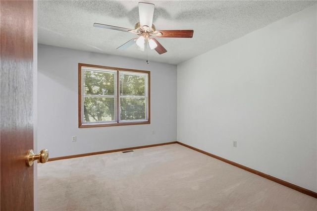 31901 S State Route T Highway, Garden City, MO 64747