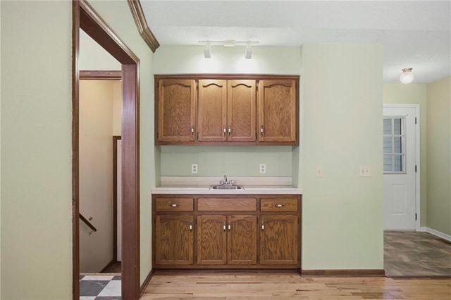 31901 S State Route T Highway, Garden City, MO 64747