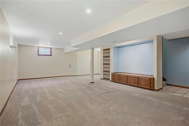 31901 S State Route T Highway, Garden City, MO 64747