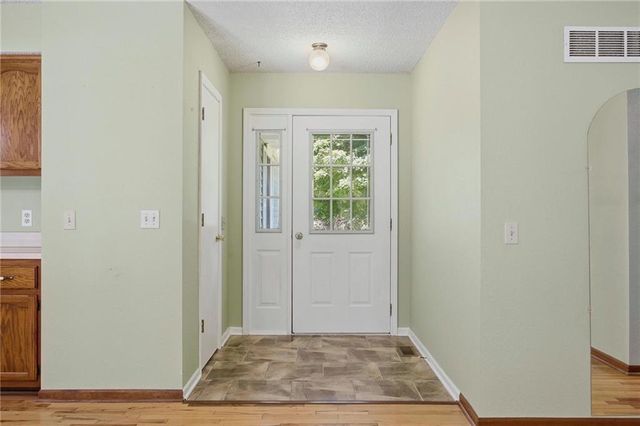 31901 S State Route T Highway, Garden City, MO 64747
