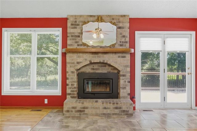 31901 S State Route T Highway, Garden City, MO 64747