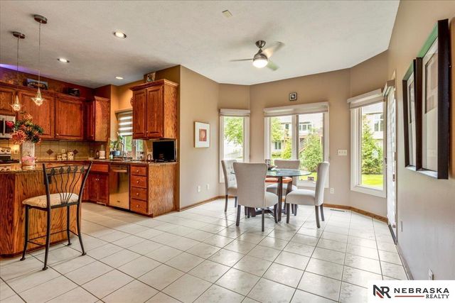 16611 Jones Street, Omaha, NE 68118