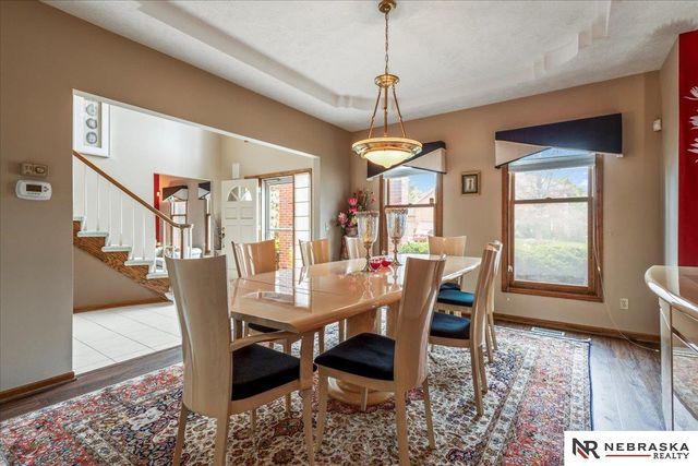 16611 Jones Street, Omaha, NE 68118