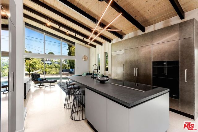 3834 Buena Park Drive, Studio City, CA 91604