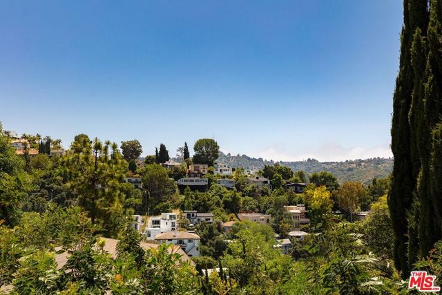 3834 Buena Park Drive, Studio City, CA 91604