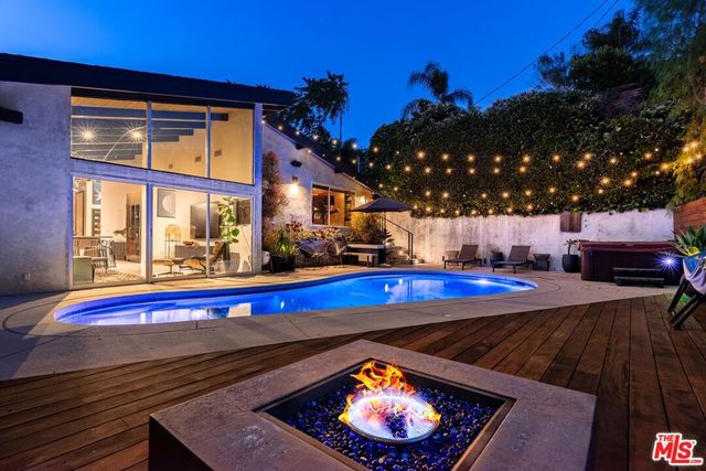 3834 Buena Park Drive, Studio City, CA 91604