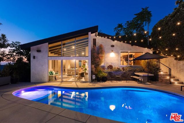 3834 Buena Park Drive, Studio City, CA 91604