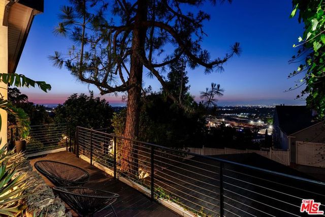 3834 Buena Park Drive, Studio City, CA 91604