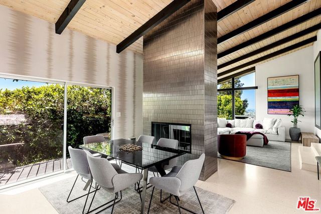 3834 Buena Park Drive, Studio City, CA 91604